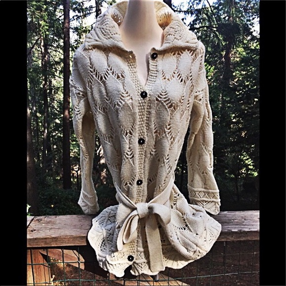 Aron Crafts Sweaters - Aren Crafts cardigan sweater from Ireland